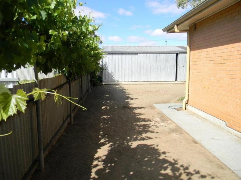 83 Leslie Street, Murray Bridge SA 5253