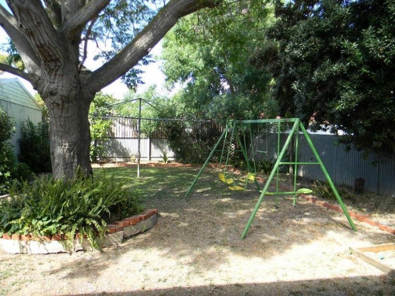 83 Leslie Street, Murray Bridge SA 5253