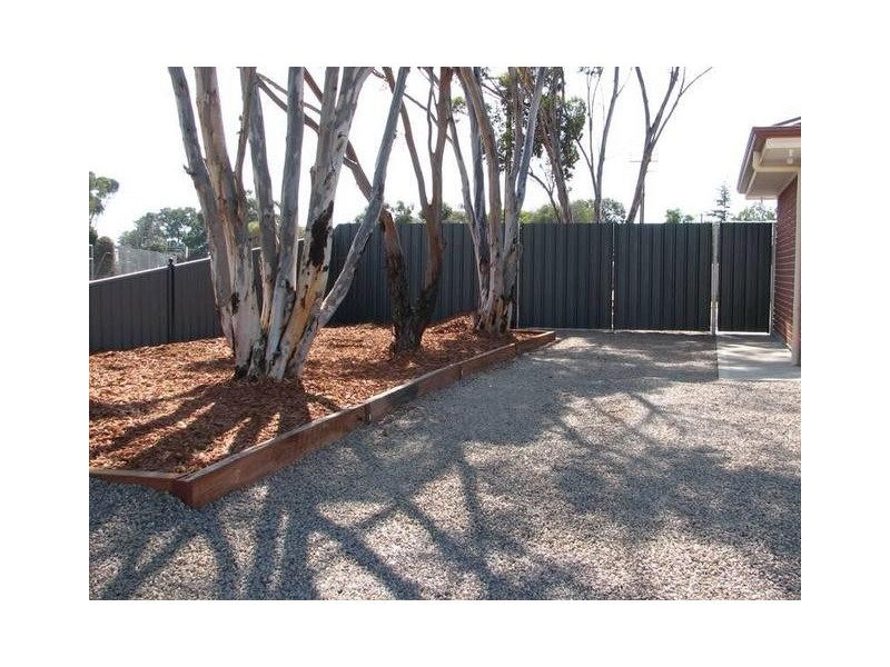 2 The Broadway, Murray Bridge SA 5253