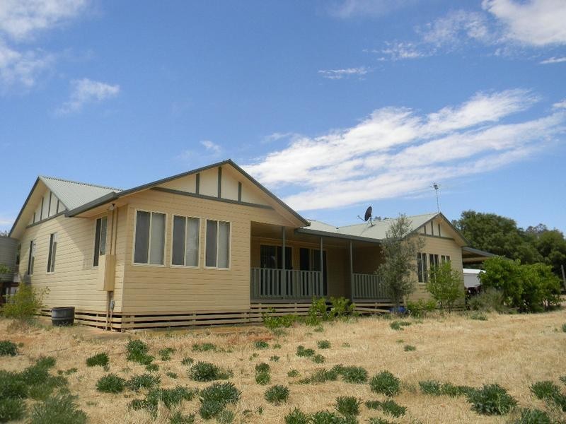 19 Tooma Drive, Murray Bridge SA 5253