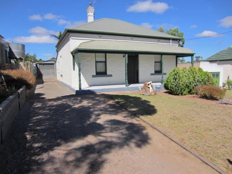 34 McHenry Street, Murray Bridge SA 5253