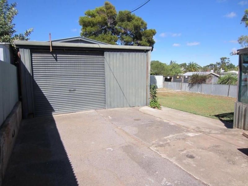 34 McHenry Street, Murray Bridge SA 5253