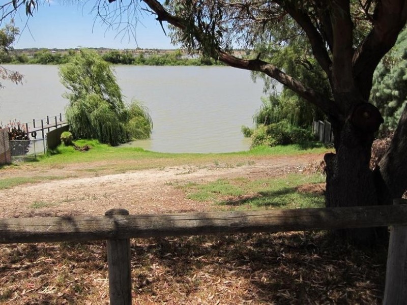 3 Raye Street, Wellington SA 5259