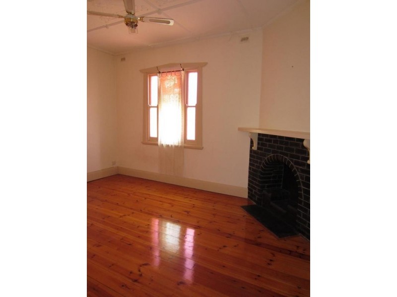 34 Elizabeth Street, Murray Bridge SA 5253