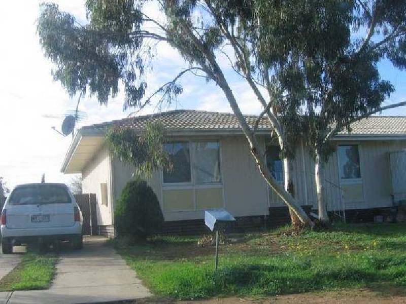 16 Lorikeet Ave, Murray Bridge SA 5253