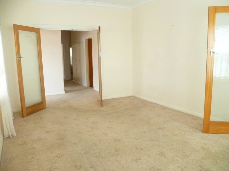 17 Joyce St, Murray Bridge SA 5253
