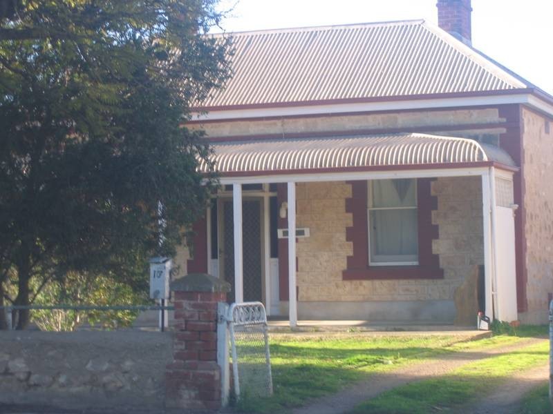 17 Mchenry Street, Murray Bridge SA 5253