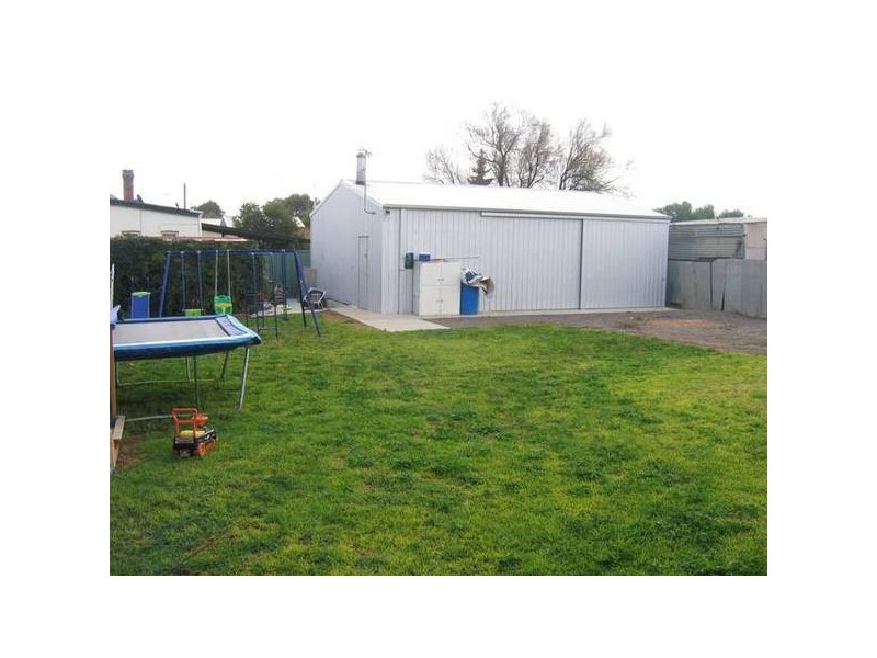 11a Clara Street, Murray Bridge SA 5253