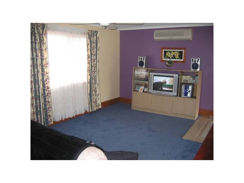 11a Clara Street, Murray Bridge SA 5253