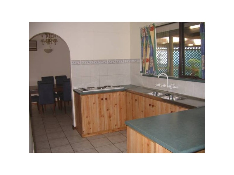 16 Zerna Avenue, Murray Bridge SA 5253