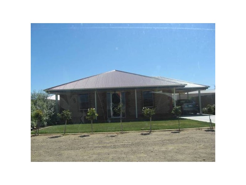 98 Commerce Rd, Murray Bridge SA 5253
