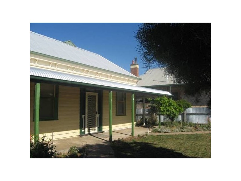 5 Verdun Rd, Murray Bridge SA 5253