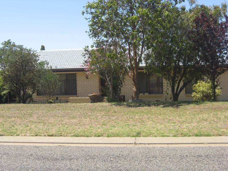 28 Washington Tce, Murray Bridge SA 5253