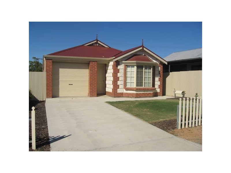 1A Kintore Avenue, Murray Bridge SA 5253
