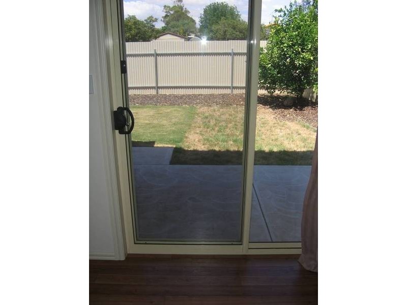1A Kintore Avenue, Murray Bridge SA 5253