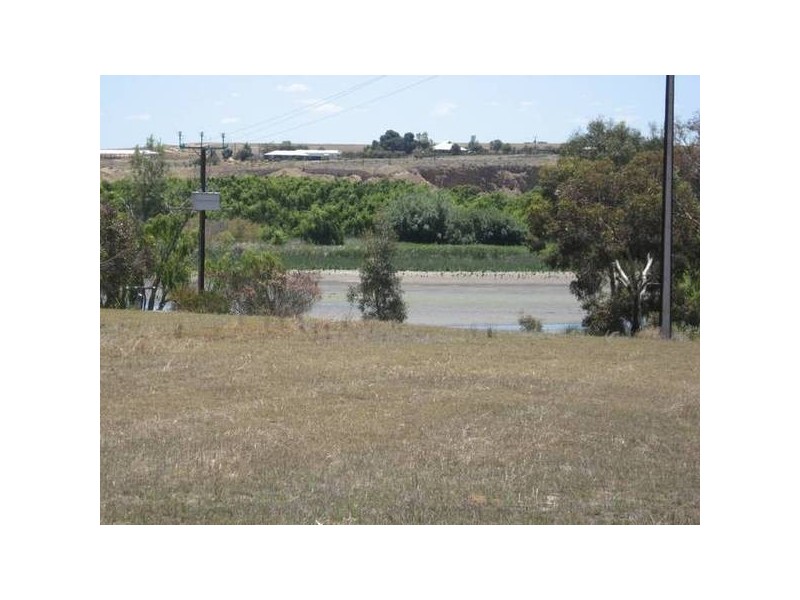 Cnr Murray Drive & Derwent Avenue, Murray Bridge East SA 5253