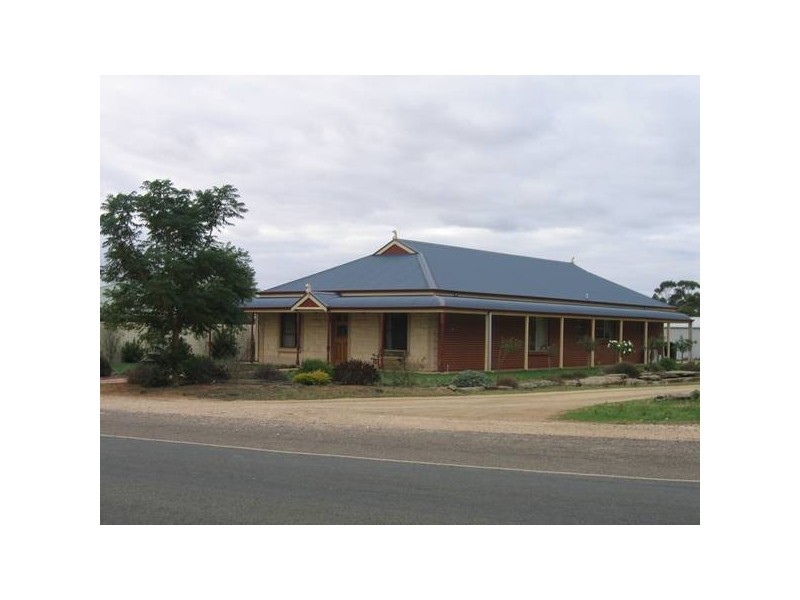 14 Tooma Dr, Murray Bridge SA 5253