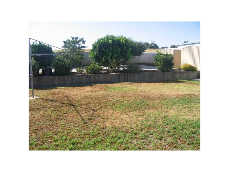 189 Murray Drive, Murray Bridge East SA 5253