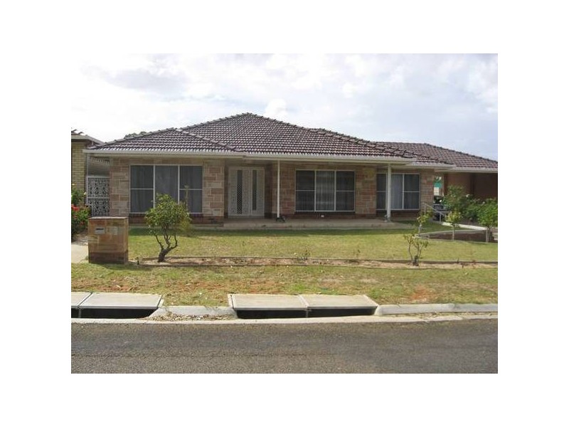 293 Adelaide Rd, Murray Bridge SA 5253