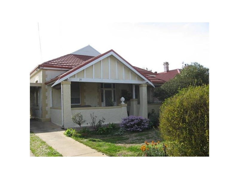 25 McHenry Street, Murray Bridge SA 5253