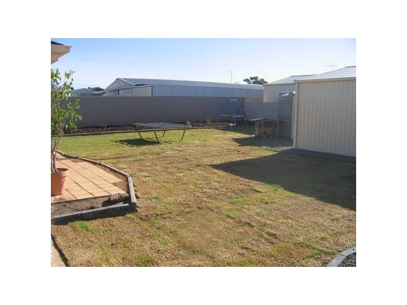 28 Zerna Avenue, Murray Bridge SA 5253