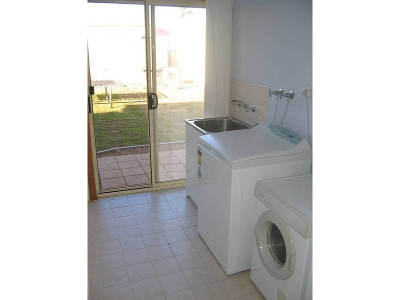 28 Zerna Avenue, Murray Bridge SA 5253