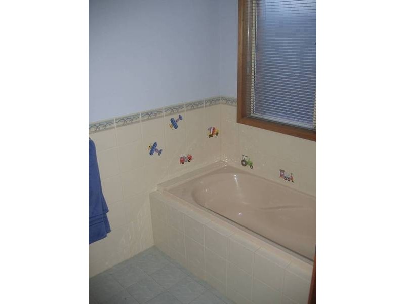 28 Zerna Avenue, Murray Bridge SA 5253