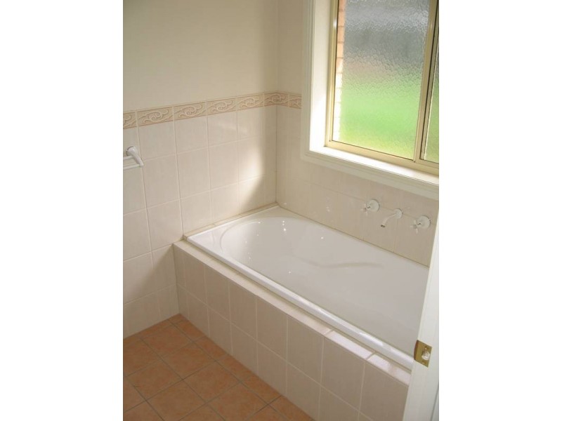 44 Tooma Drive, Murray Bridge SA 5253