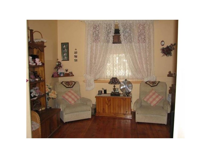 11a Charles Street, Murray Bridge SA 5253