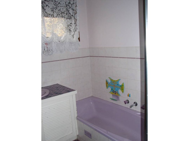 8 Zerna Avenue, Murray Bridge SA 5253