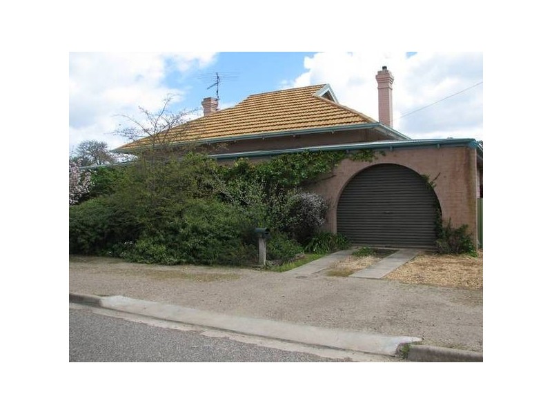 39 Edwards St, Murray Bridge SA 5253