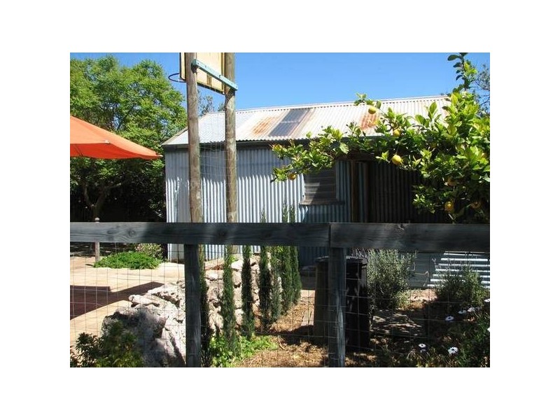 39 Edwards St, Murray Bridge SA 5253