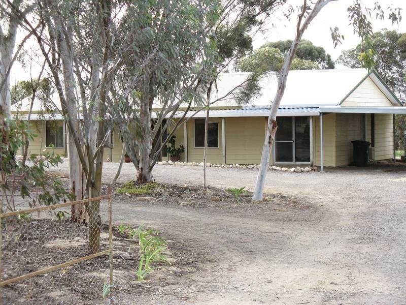 98 Dorset St, Murray Bridge SA 5253