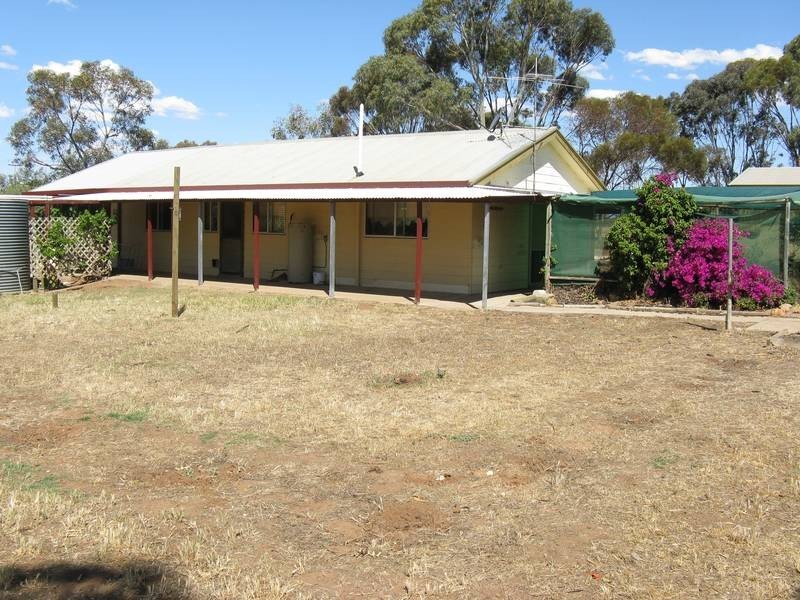 98 Dorset St, Murray Bridge SA 5253