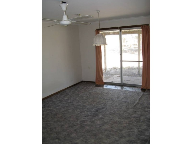 98 Dorset St, Murray Bridge SA 5253