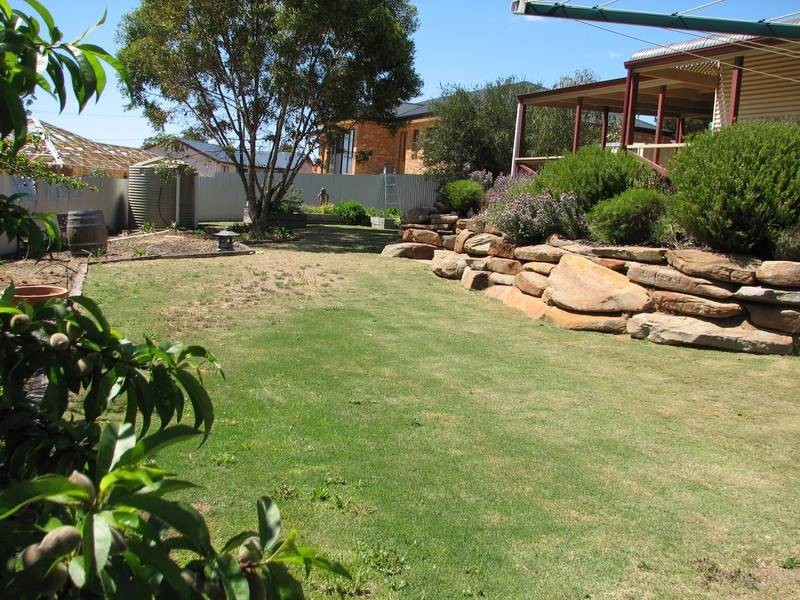 94 Princes Highway, Murray Bridge SA 5253