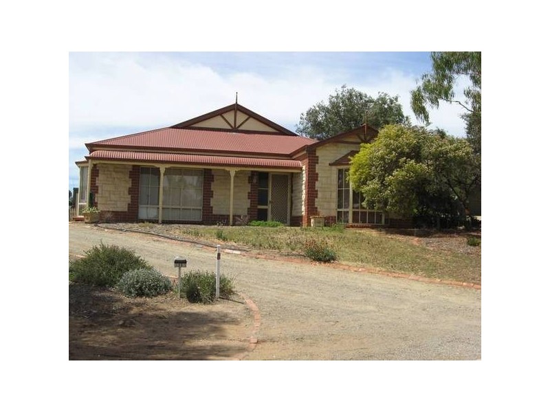 55 Tumbella Drive, Murray Bridge SA 5253