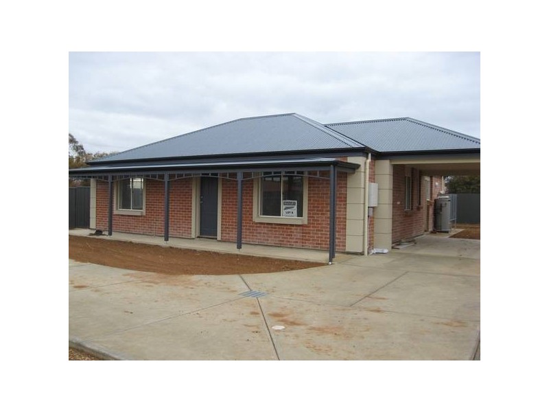 8 Christian Road, Murray Bridge SA 5253