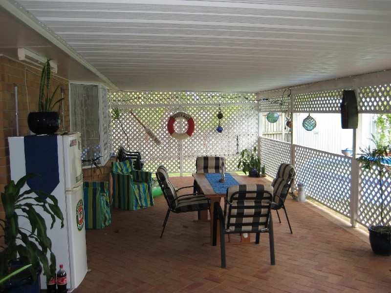 59 Bowerbird Avenue, Eli Waters QLD 4655