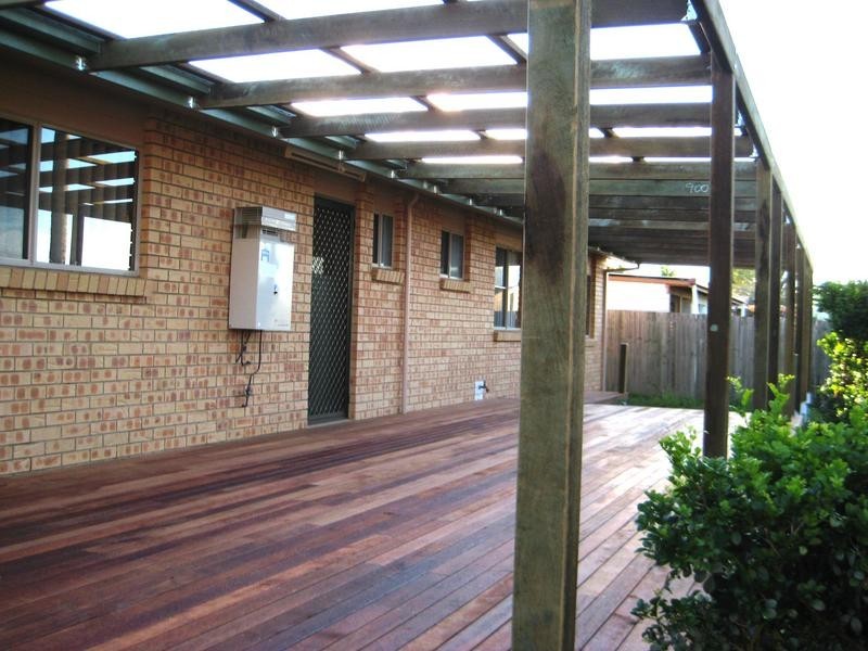 75 Hammond Street, Urangan QLD 4655