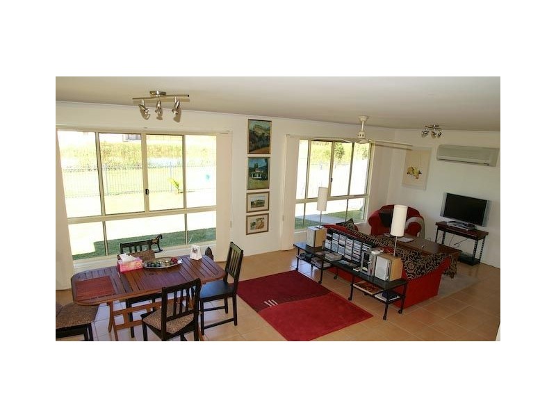 12 Wodalla Mews, Point Vernon QLD 4655