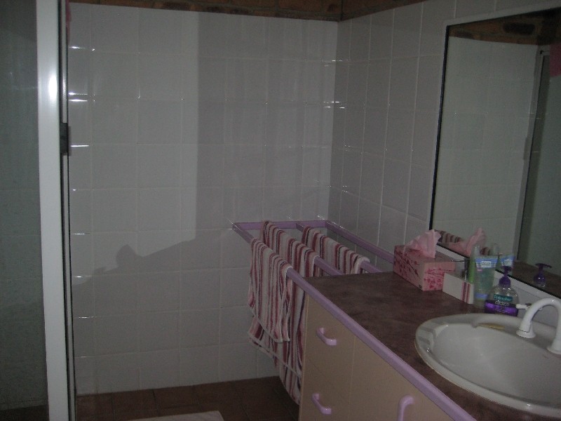5 Sittella Close, Eli Waters QLD 4655
