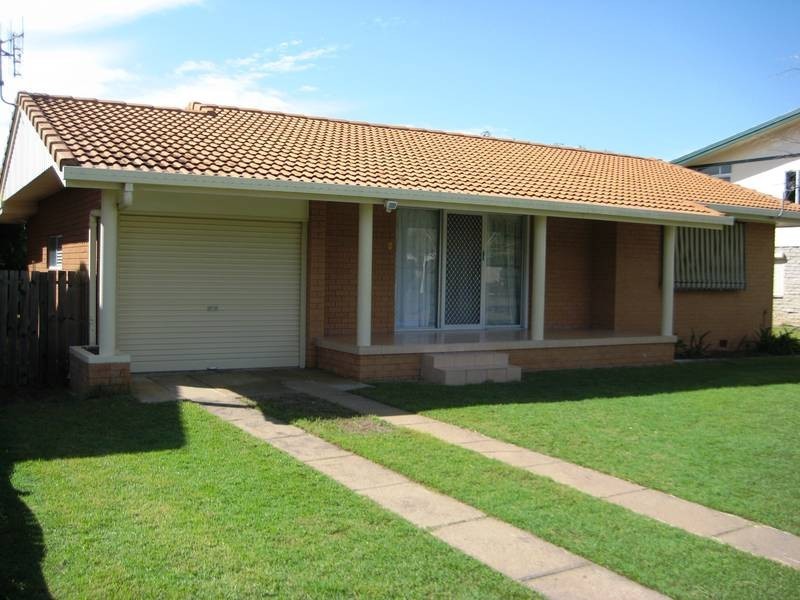 32 Long Street, Point Vernon QLD 4655