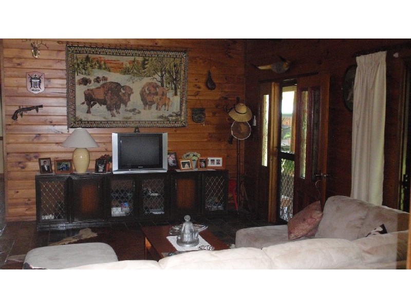 25 Shore Road West, Booral QLD 4655