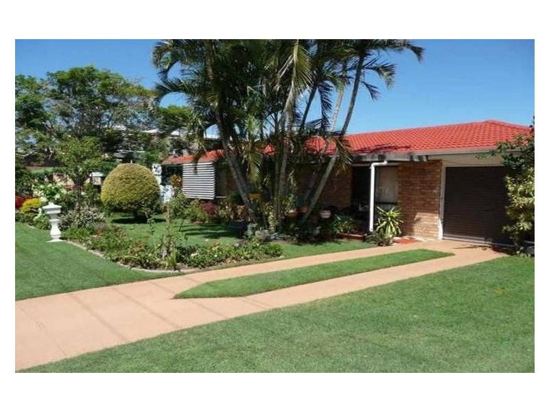 9 Moonbi Street, Scarness QLD 4655