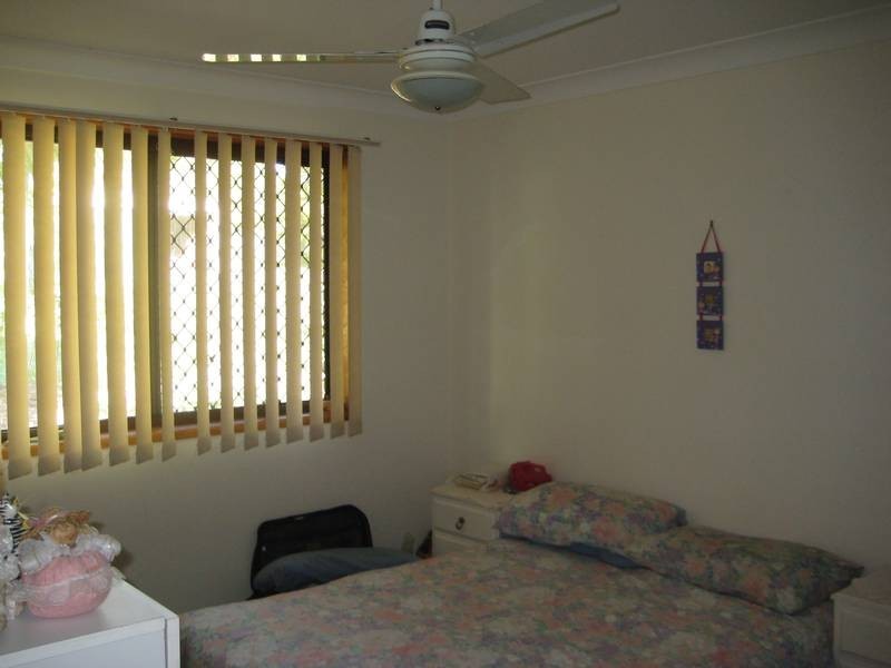 64 Christensen Street, Urraween QLD 4655