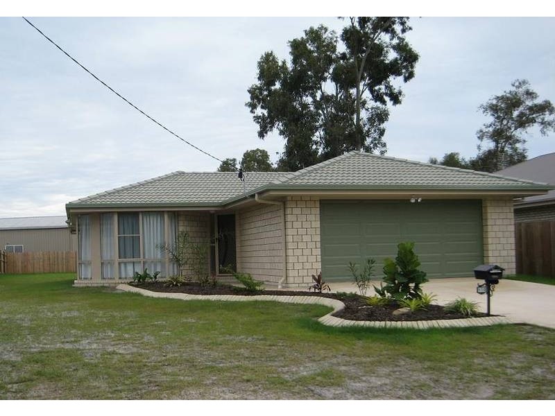 110 Exeter Street, Torquay QLD 4655