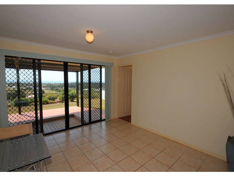 15 Manchester Court, Dundowran QLD 4655