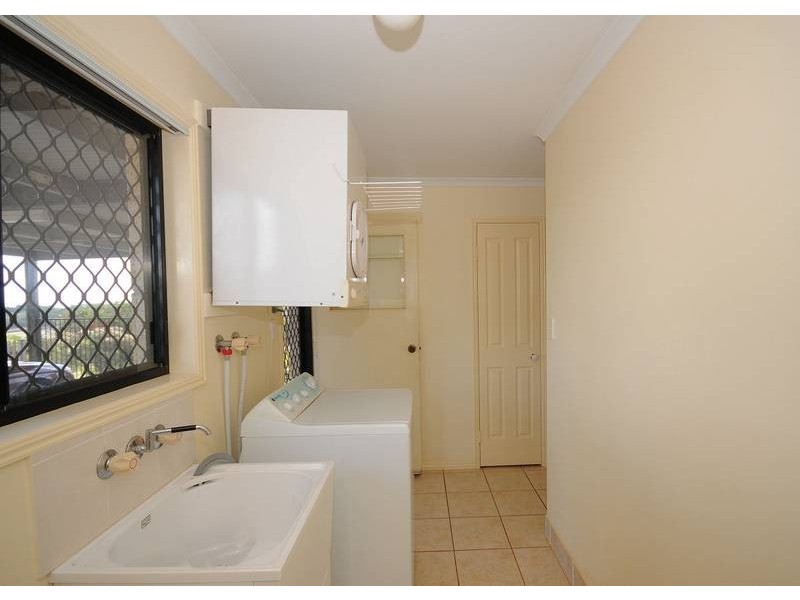 15 Manchester Court, Dundowran QLD 4655