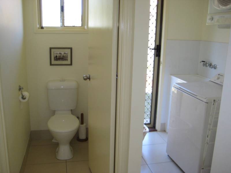 7 Malcolm Court, Point Vernon QLD 4655